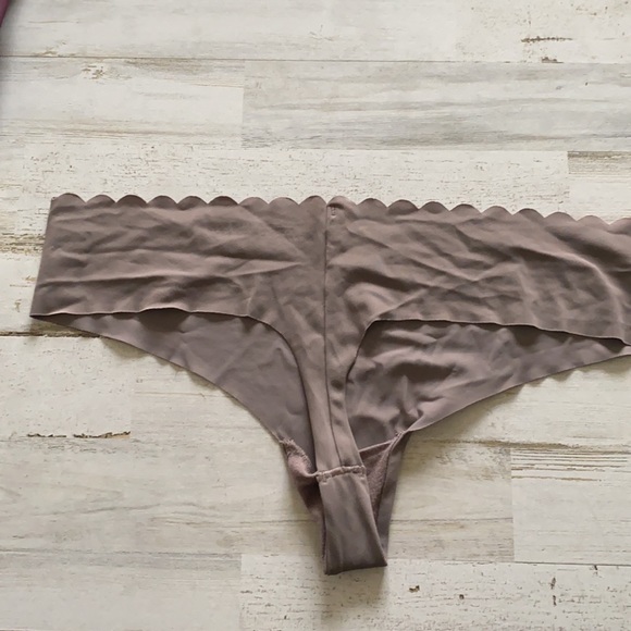 SOLD - Picture 2 of 3